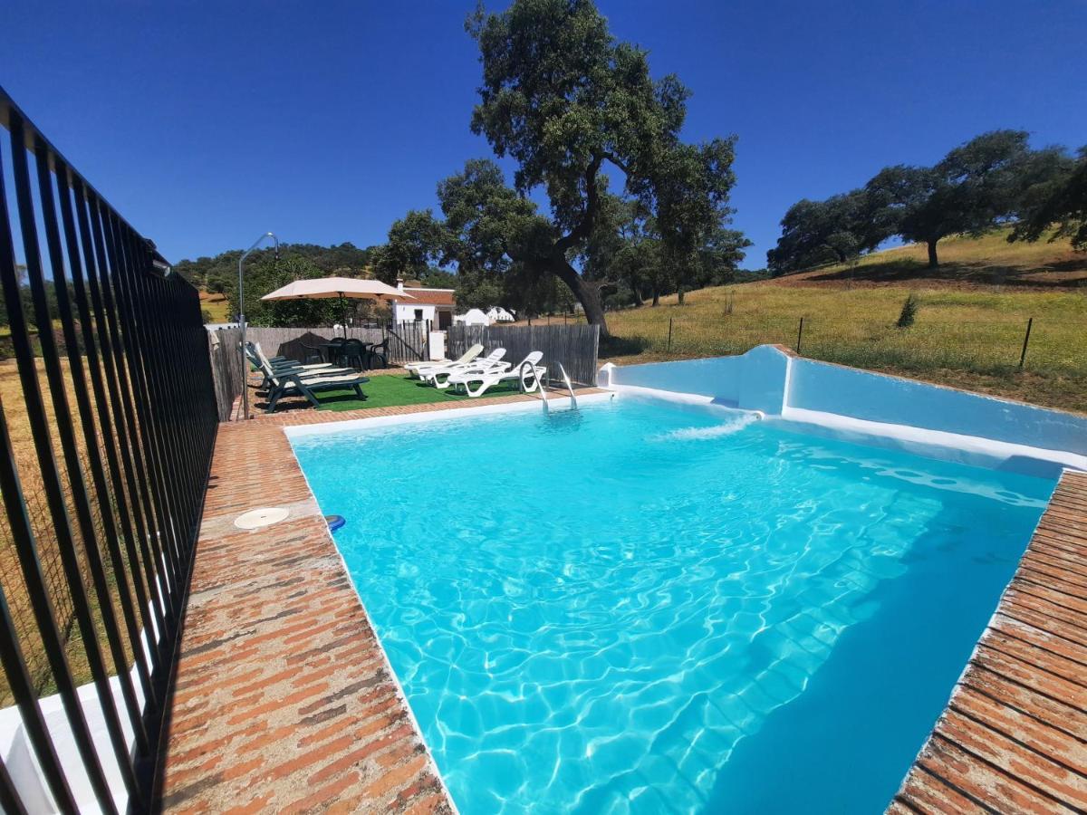 Casa Rural La Dehesilla カサジャ・デ・ラ・シエラ エクステリア 写真