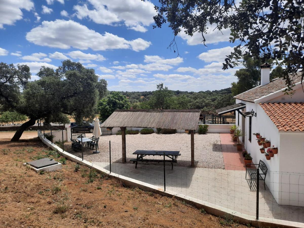 Casa Rural La Dehesilla カサジャ・デ・ラ・シエラ エクステリア 写真
