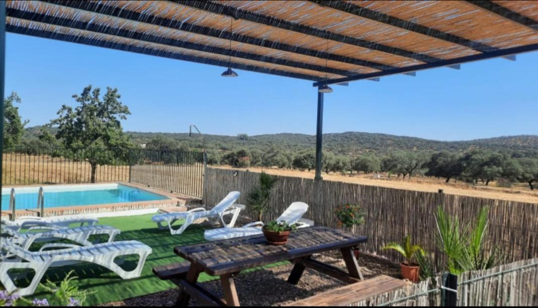 Casa Rural La Dehesilla カサジャ・デ・ラ・シエラ エクステリア 写真