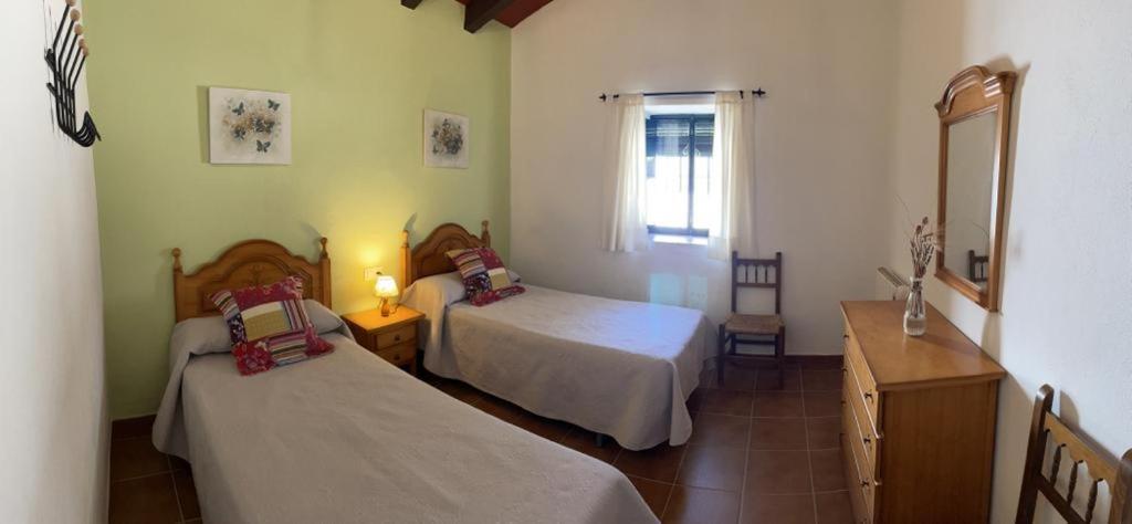 Casa Rural La Dehesilla カサジャ・デ・ラ・シエラ エクステリア 写真