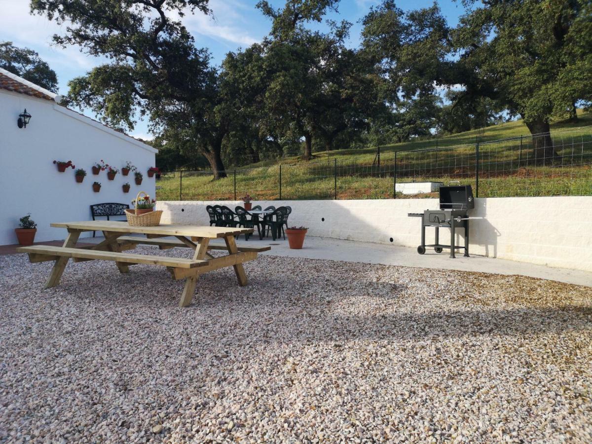 Casa Rural La Dehesilla カサジャ・デ・ラ・シエラ エクステリア 写真